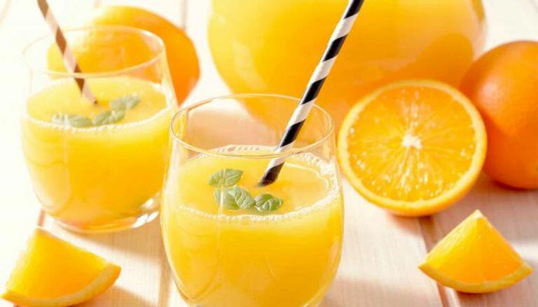 10 فوائد عصير البرتقال للأطفال والكبار والحوامل